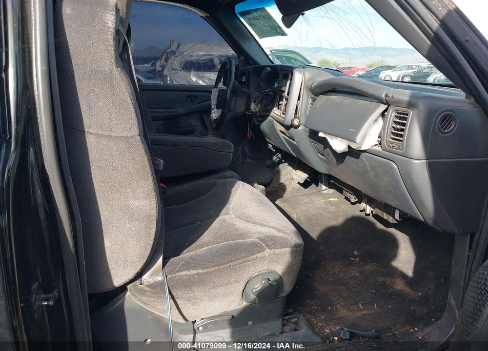 2001 GMC SIERRA 1500 SL VIN: 1GTEC14W21Z216690