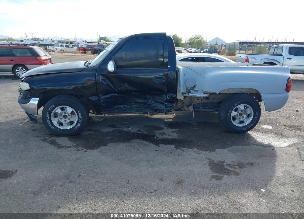 2001 GMC SIERRA 1500 SL VIN: 1GTEC14W21Z216690