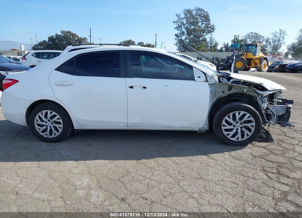 2018 TOYOTA COROLLA LE VIN: 2T1BURHE0JC104691
