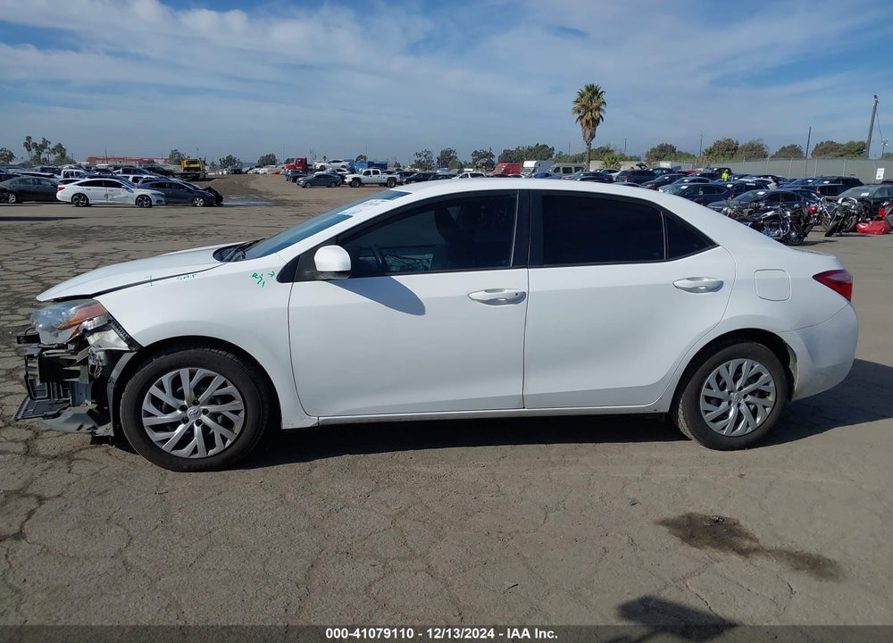 2018 TOYOTA COROLLA LE VIN: 2T1BURHE0JC104691