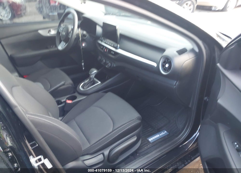 2024 KIA FORTE LXS VIN: 3KPF24AD5RE697604