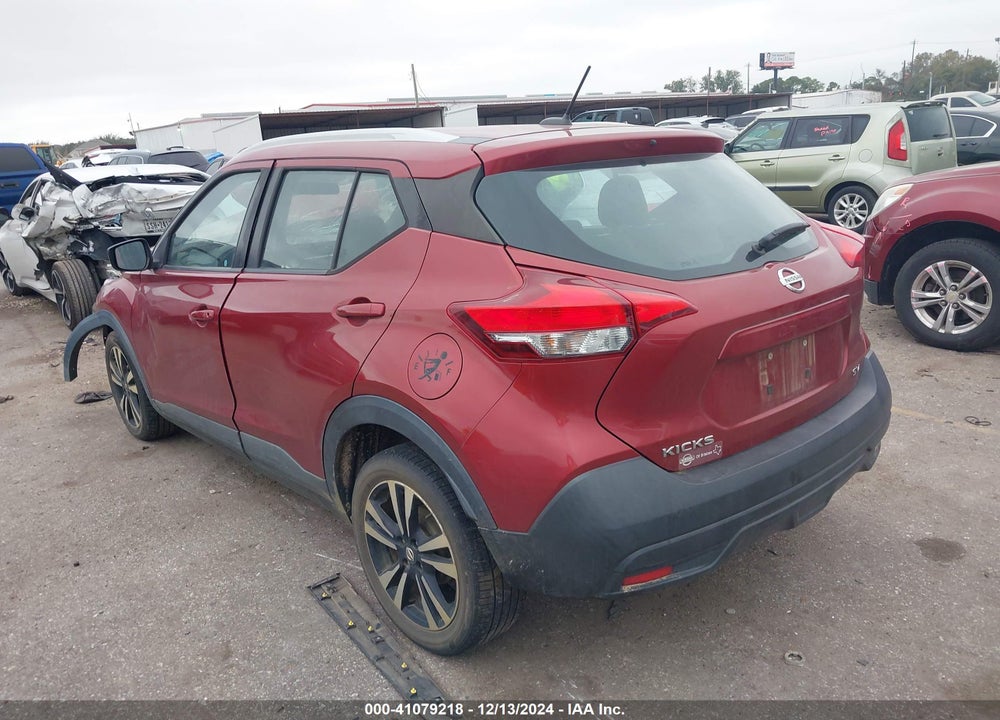 2019 NISSAN KICKS SV VIN: 3N1CP5CU0KL529123