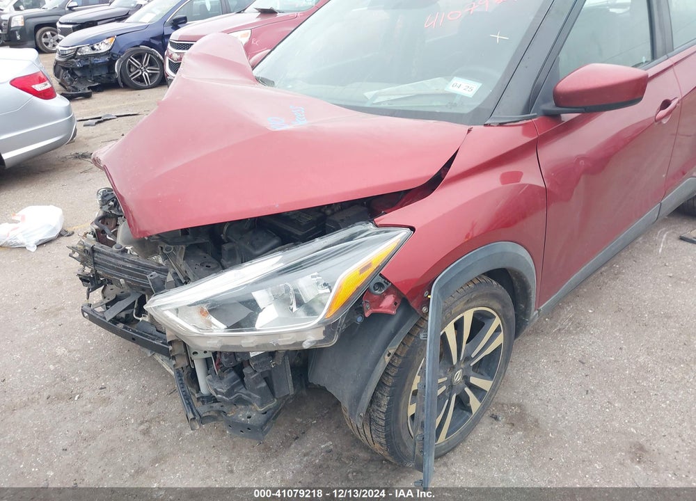 2019 NISSAN KICKS SV VIN: 3N1CP5CU0KL529123