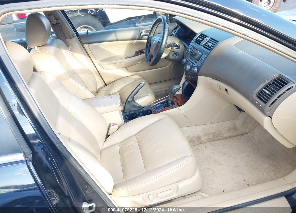 2006 HONDA ACCORD 3.0 EX VIN: 1HGCM665X6A066664