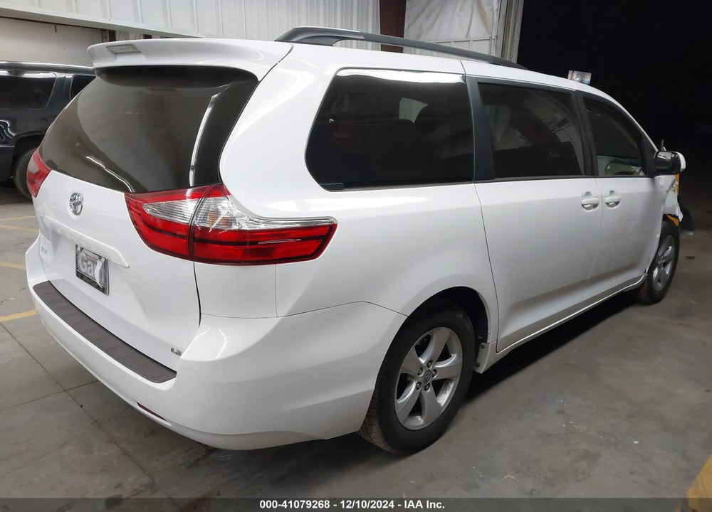 2017 TOYOTA SIENNA LE 8 PASSENGER VIN: 5TDKZ3DC2HS810663