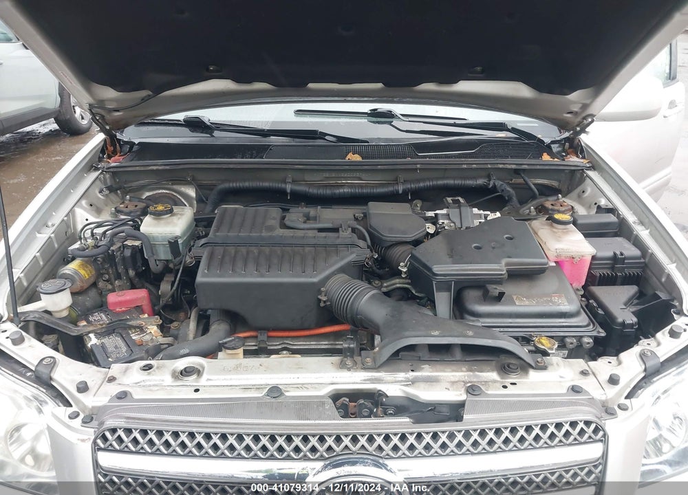 2006 TOYOTA HIGHLANDER HYBRID LIMITED V6 VIN: JTEEW21A260023744