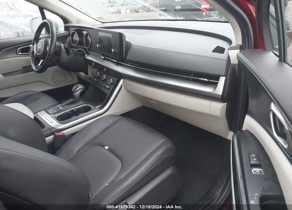 2024 KIA CARNIVAL MPV LX SEAT PACKAGE VIN: KNDNB4H35R6356069
