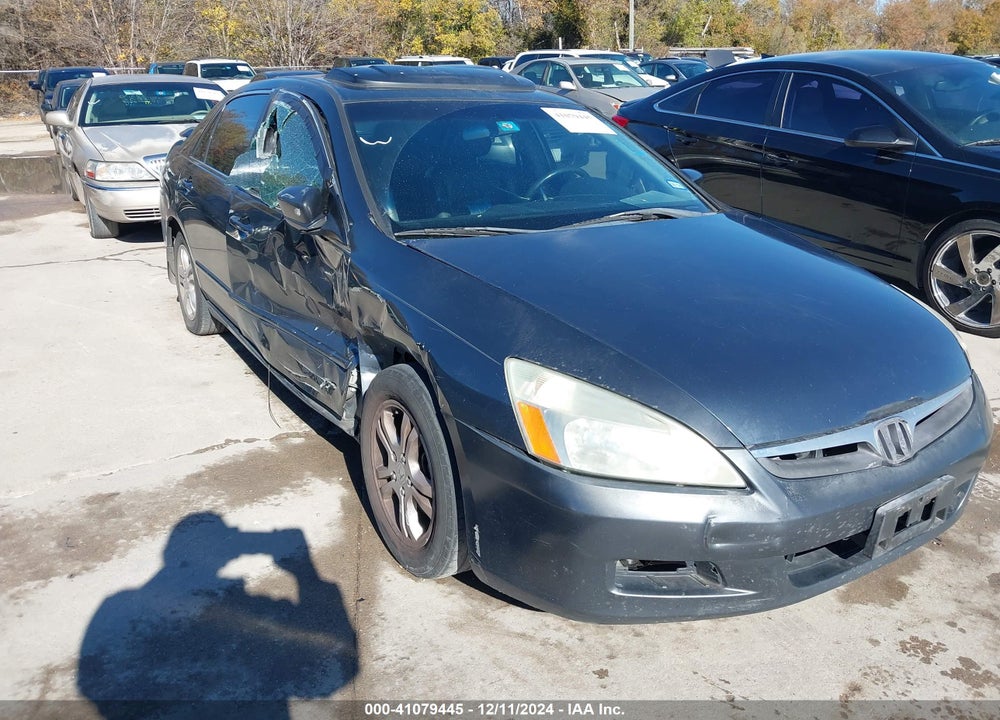 2007 HONDA ACCORD 2.4 EX VIN: 1HGCM56747A042180
