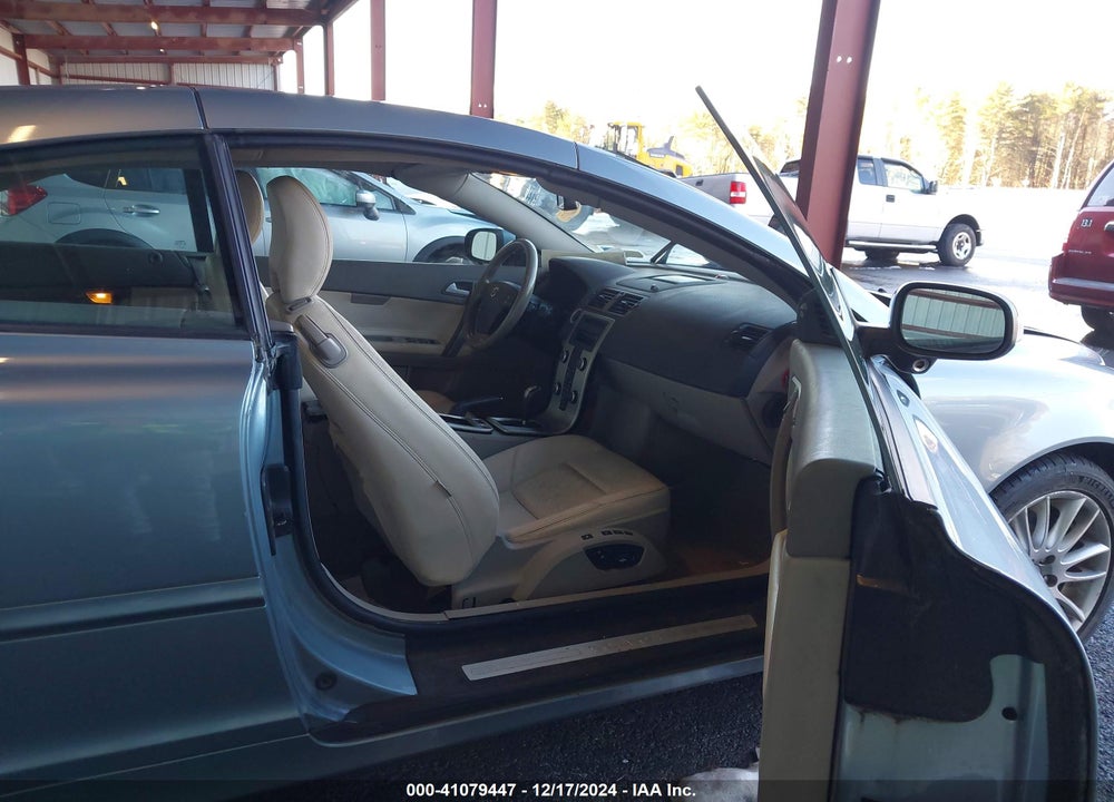 2009 VOLVO C70 T5 VIN: YV1MC67289J072164