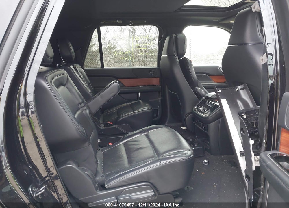 2019 LINCOLN NAVIGATOR L SELECT VIN: 5LMJJ3JT2KEL11827