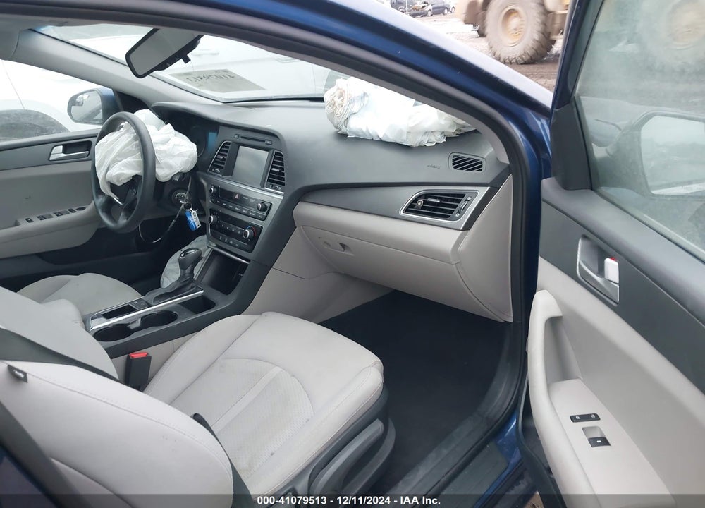 2016 HYUNDAI SONATA SE VIN: 5NPE24AF8GH364268