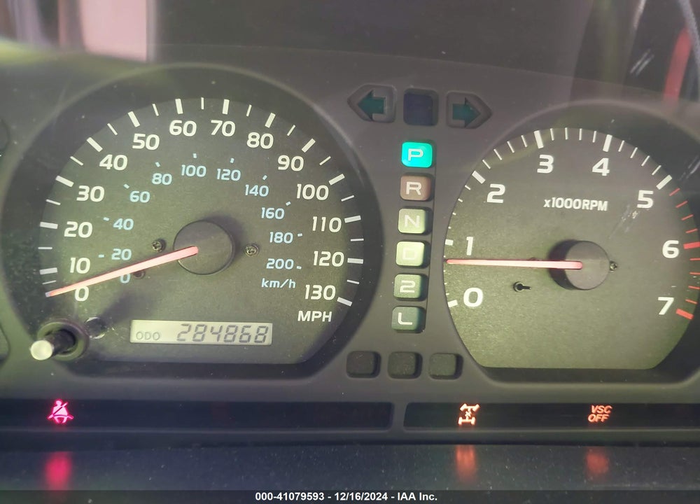 2000 TOYOTA LAND CRUISER VIN: JT3HT05J4Y0092922