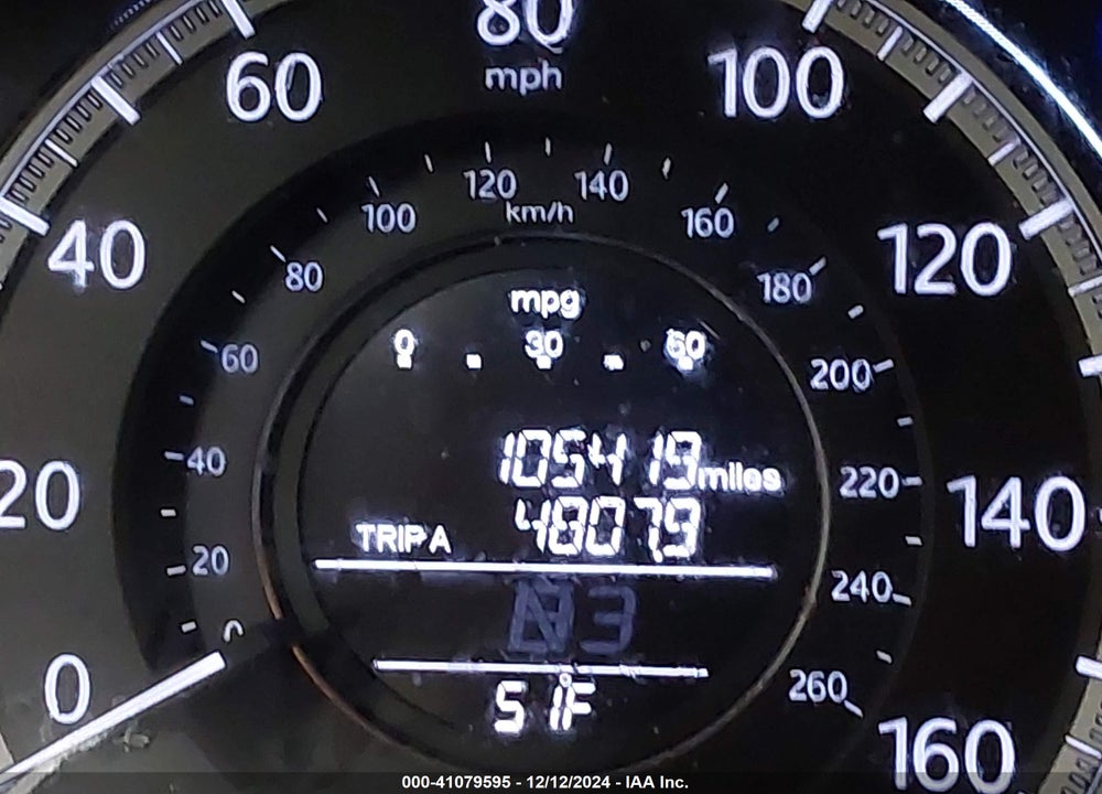2015 HONDA ACCORD EX-L V-6 VIN: 1HGCR3F88FA019756
