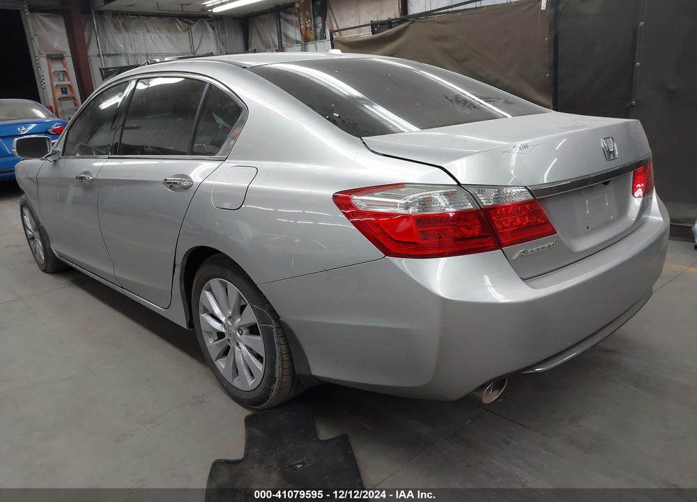 2015 HONDA ACCORD EX-L V-6 VIN: 1HGCR3F88FA019756