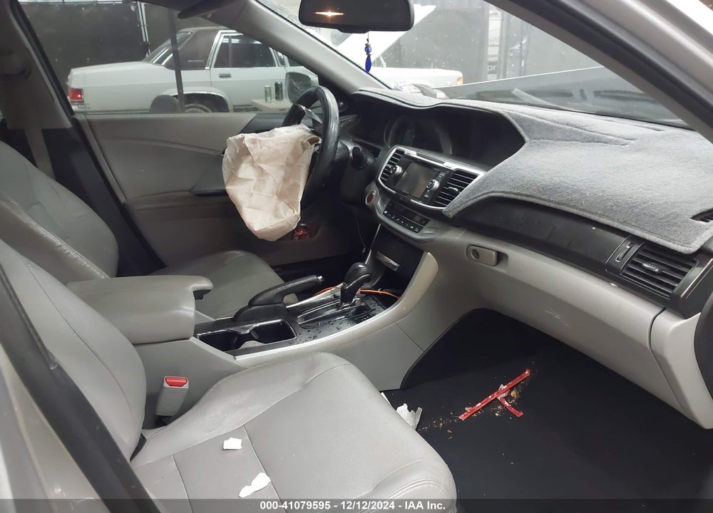 2015 HONDA ACCORD EX-L V-6 VIN: 1HGCR3F88FA019756