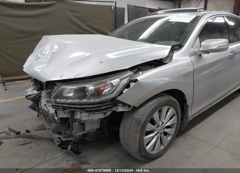 2015 HONDA ACCORD EX-L V-6 VIN: 1HGCR3F88FA019756