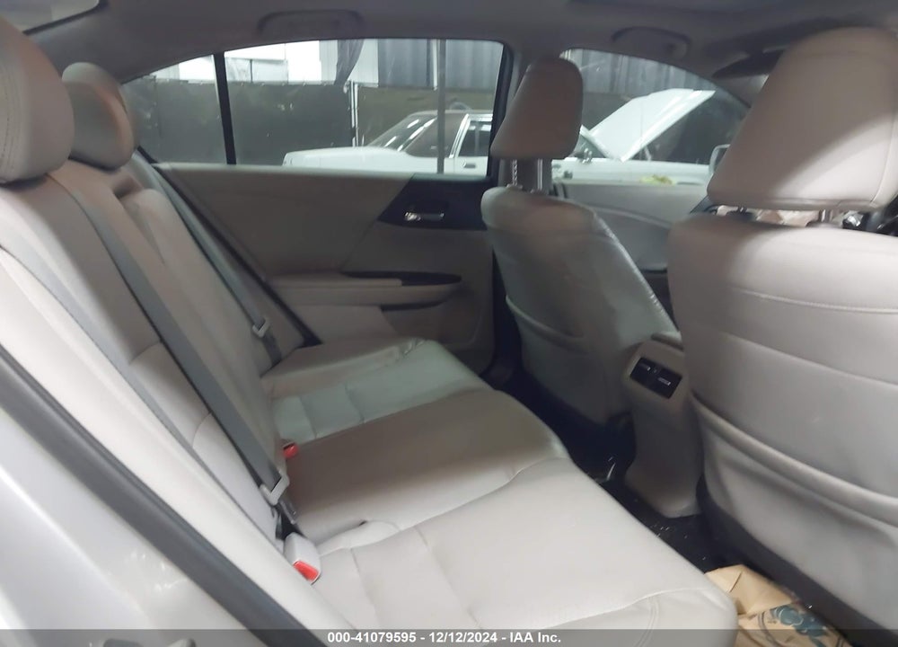2015 HONDA ACCORD EX-L V-6 VIN: 1HGCR3F88FA019756