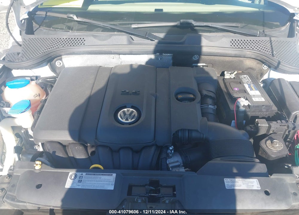 2014 VOLKSWAGEN BEETLE 2.5L VIN: 3VW5P7AT8EM806513
