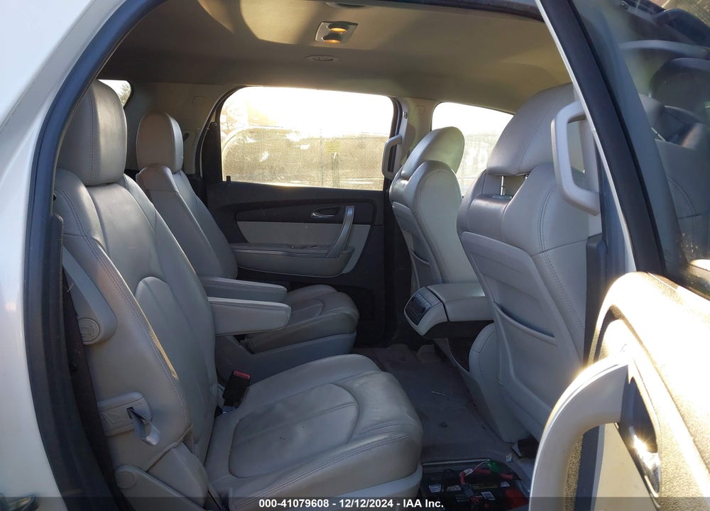 2011 GMC ACADIA SLT-1 VIN: 1GKKVRED7BJ354058