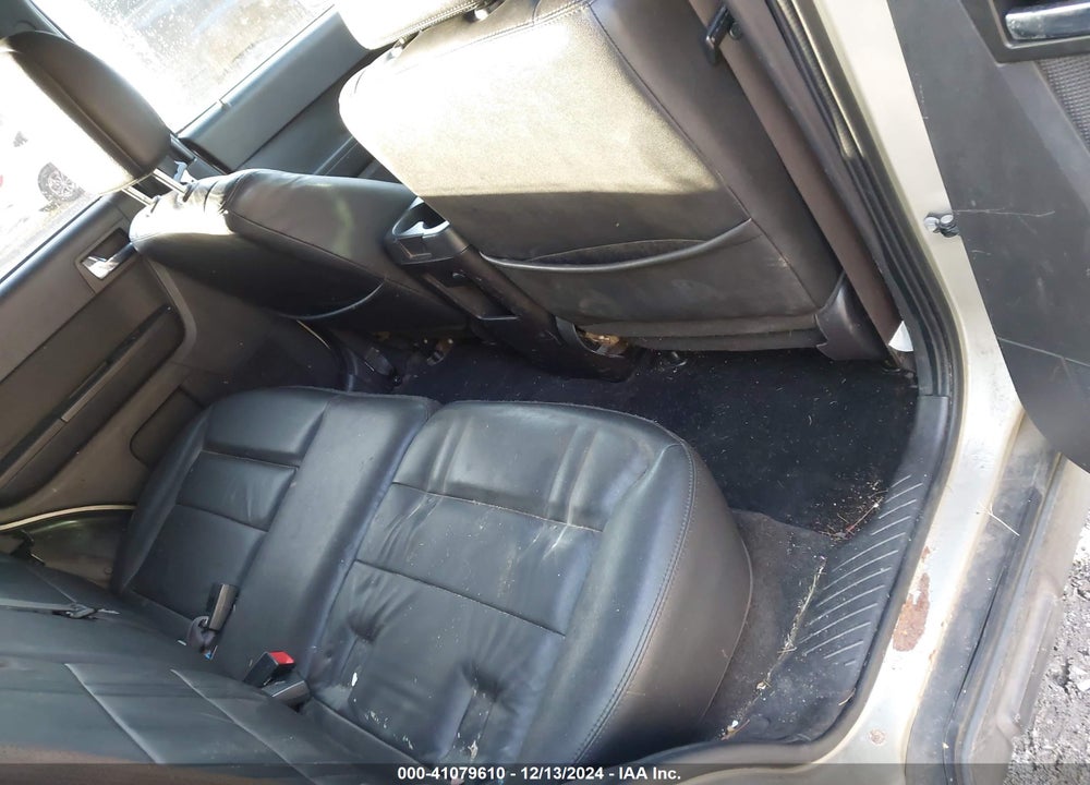 2010 FORD ESCAPE LIMITED VIN: 1FMCU9EGXAKA62406