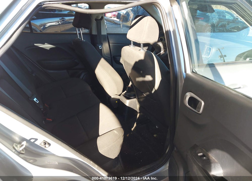 2021 HYUNDAI VENUE SE VIN: KMHRB8A34MU121343