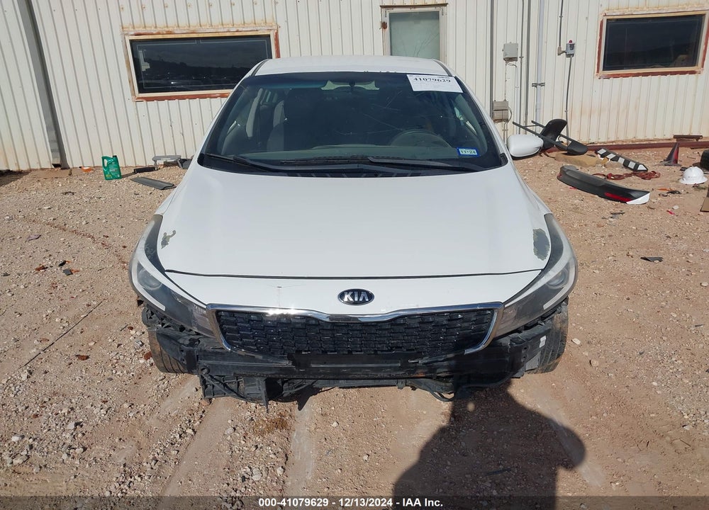 2017 KIA FORTE LX VIN: 3KPFK4A78HE077922