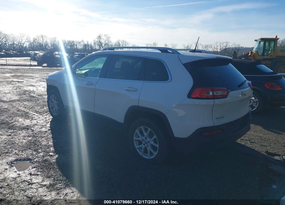 2016 JEEP CHEROKEE LATITUDE VIN: 1C4PJMCB5GW333883