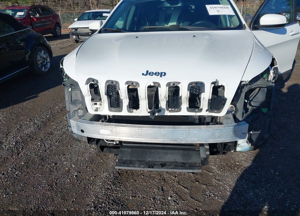 2016 JEEP CHEROKEE LATITUDE VIN: 1C4PJMCB5GW333883