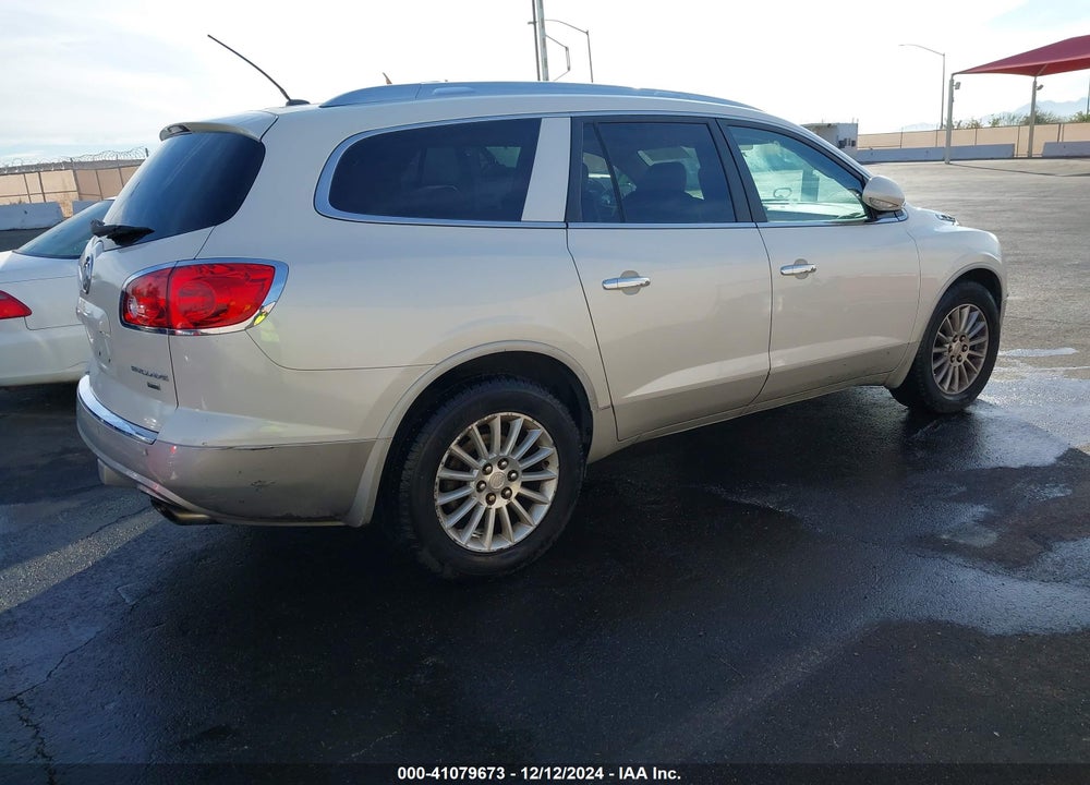 2011 BUICK ENCLAVE 1XL VIN: 5GAKVBED9BJ301639