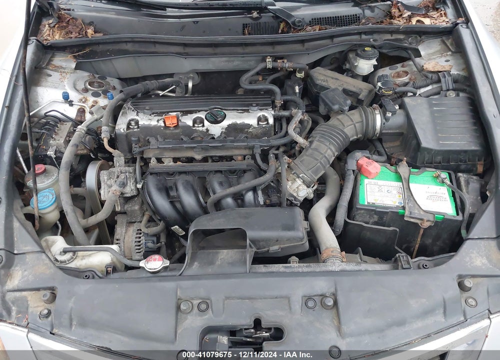 2010 HONDA ACCORD 2.4 LX VIN: 1HGCP2F33AA033464
