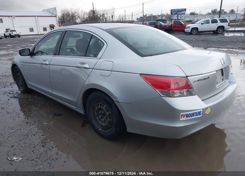 2010 HONDA ACCORD 2.4 LX VIN: 1HGCP2F33AA033464