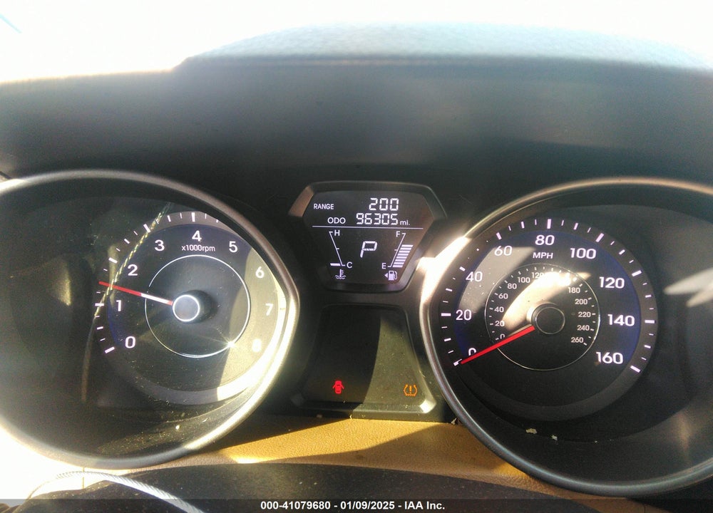 2013 HYUNDAI ELANTRA VIN: 5NPDH4AE4DH353278