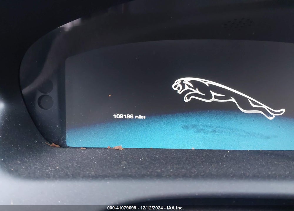 2014 JAGUAR XJ VIN: SAJWJ1CD8E8V65070