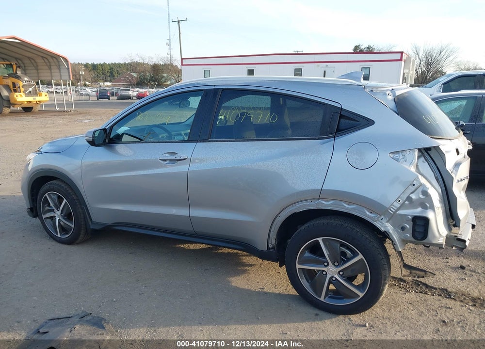 2022 HONDA HR-V VIN: 3CZRU6H56NM744425