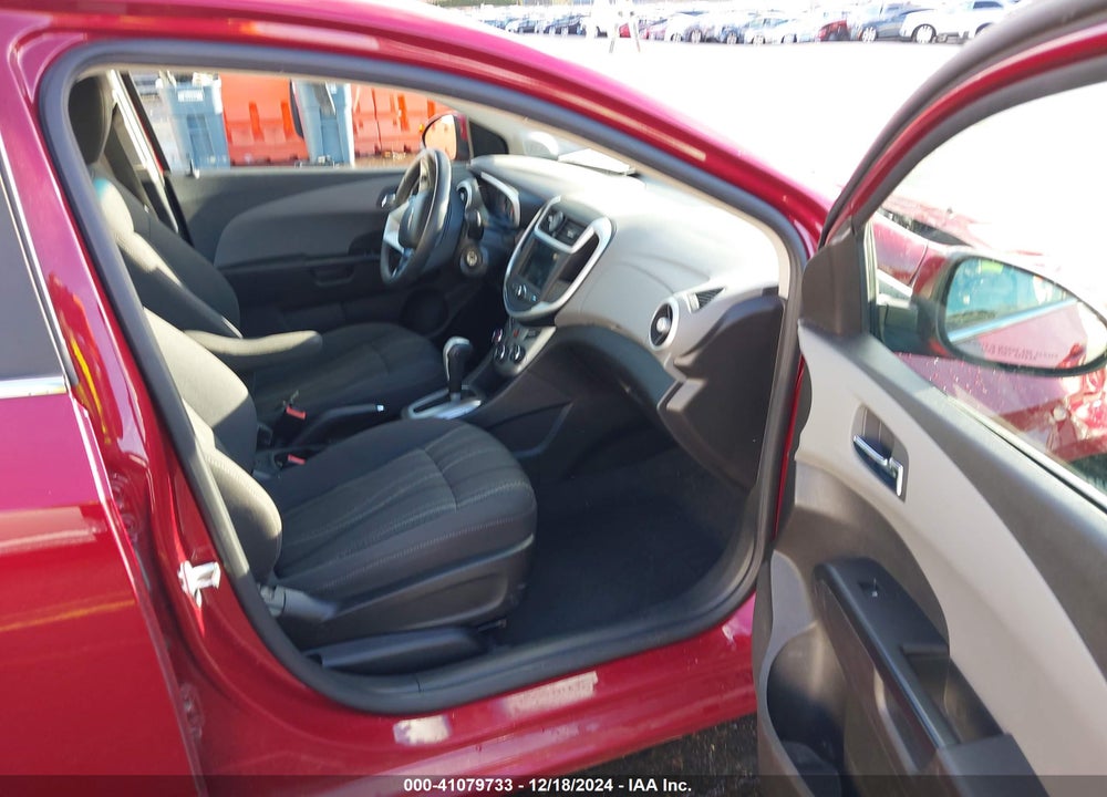2018 CHEVROLET SONIC VIN: 1G1JD5SH4J4117057