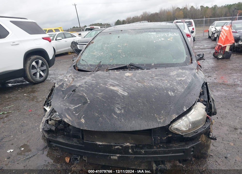 2016 HYUNDAI ELANTRA VIN: KMHDH4AE7GU490690