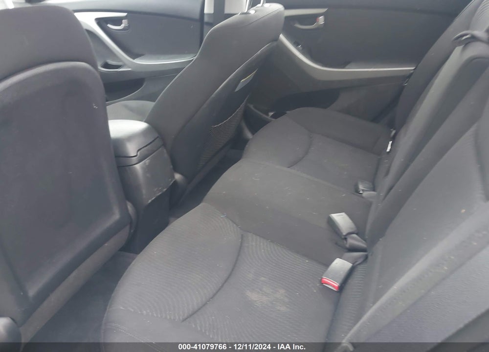 2016 HYUNDAI ELANTRA VIN: KMHDH4AE7GU490690