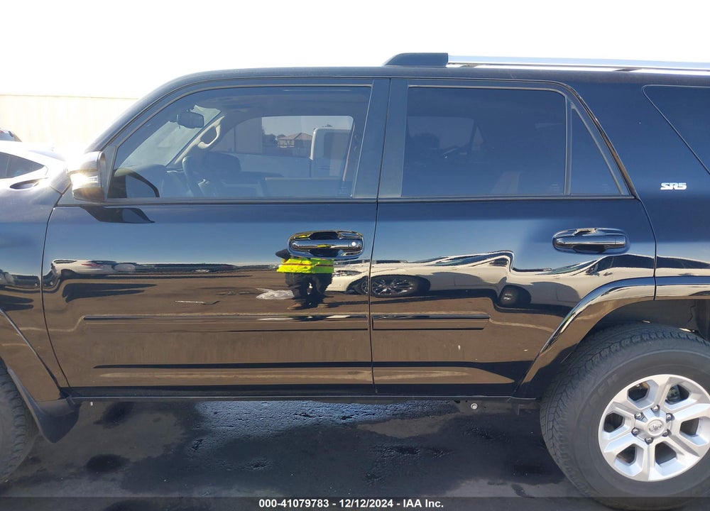2021 TOYOTA 4RUNNER SR5 PREMIUM VIN: JTENU5JR1M5891330