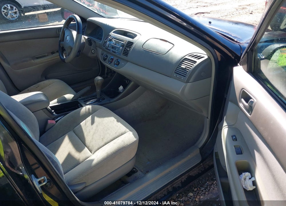 2004 TOYOTA CAMRY LE V6 VIN: 4T1BF30K64U064791