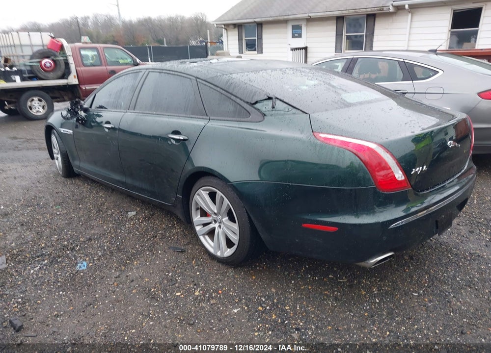 2012 JAGUAR XJ XJL PORTFOLIO VIN: SAJWA2GB6CLV26924