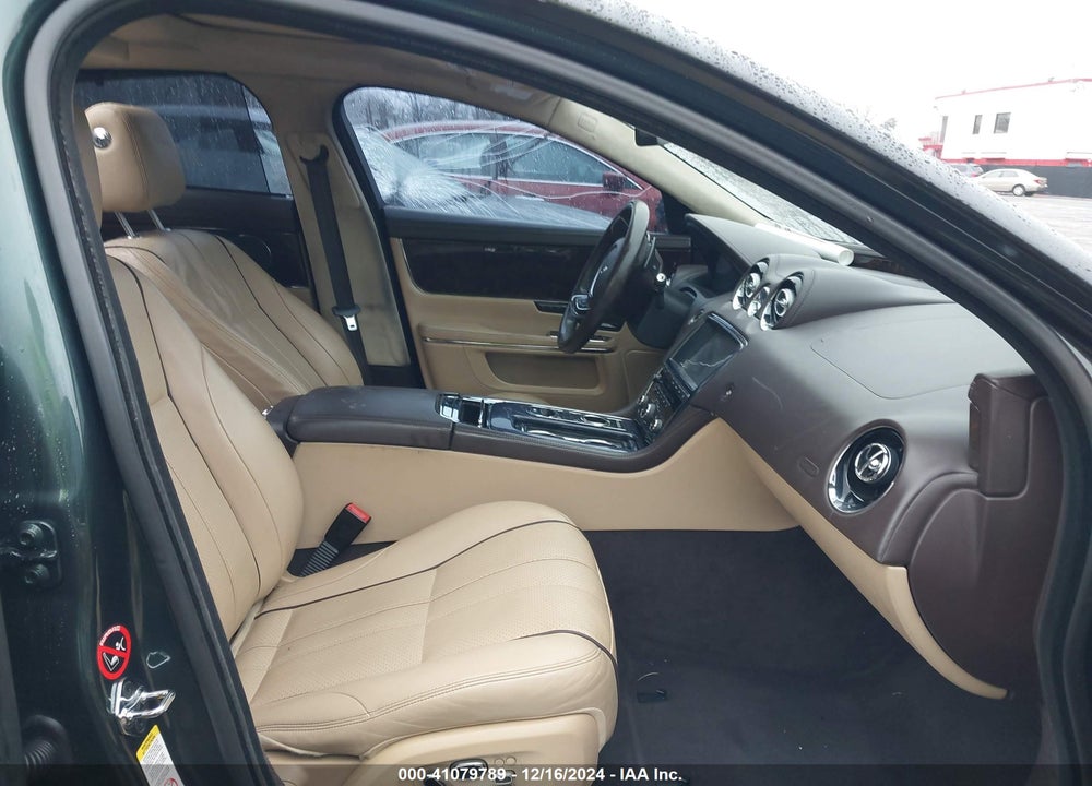 2012 JAGUAR XJ XJL PORTFOLIO VIN: SAJWA2GB6CLV26924