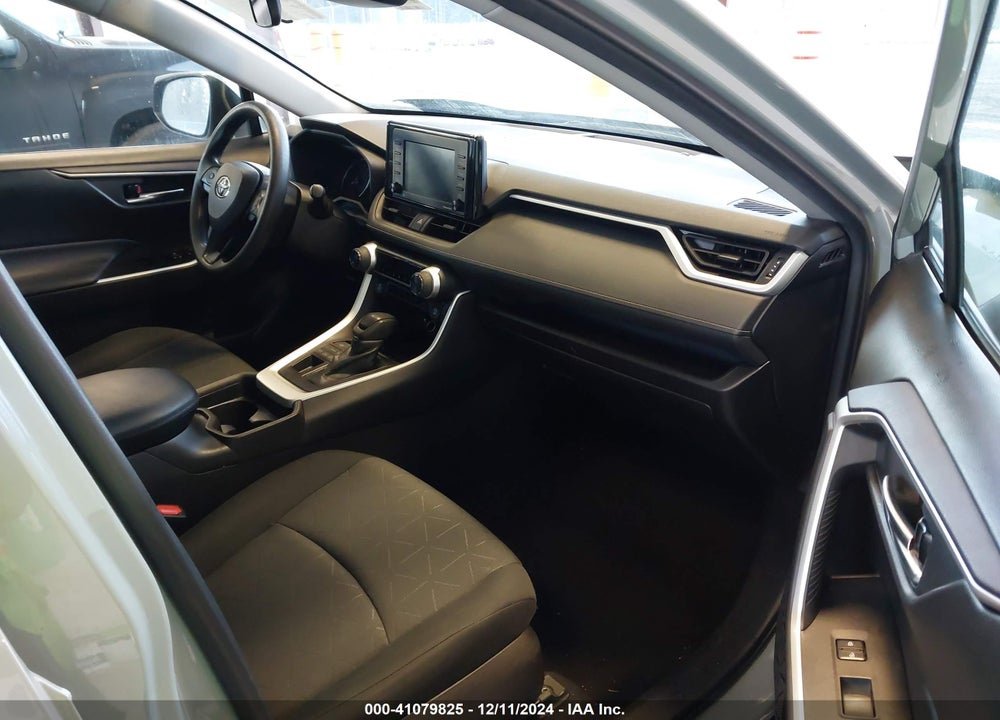 2021 TOYOTA RAV4 XLE VIN: 2T3P1RFV6MW172957