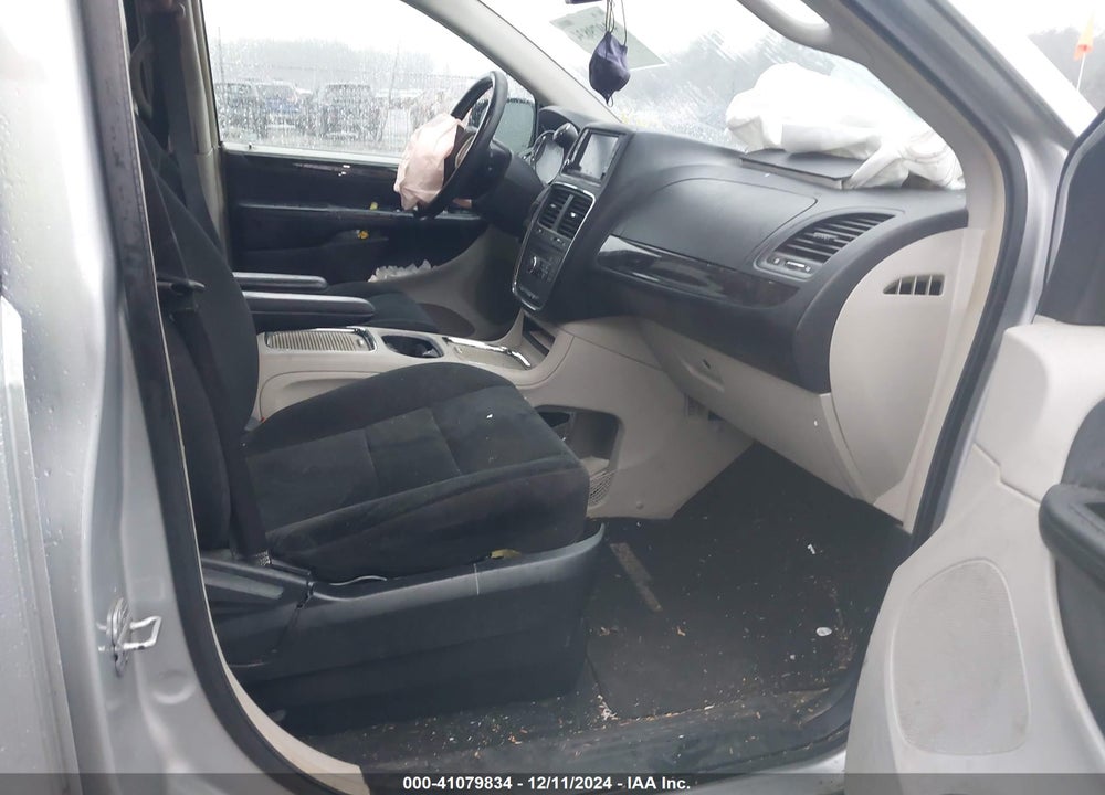 2012 DODGE GRAND CARAVAN CREW VIN: 2C4RDGDG3CR114824