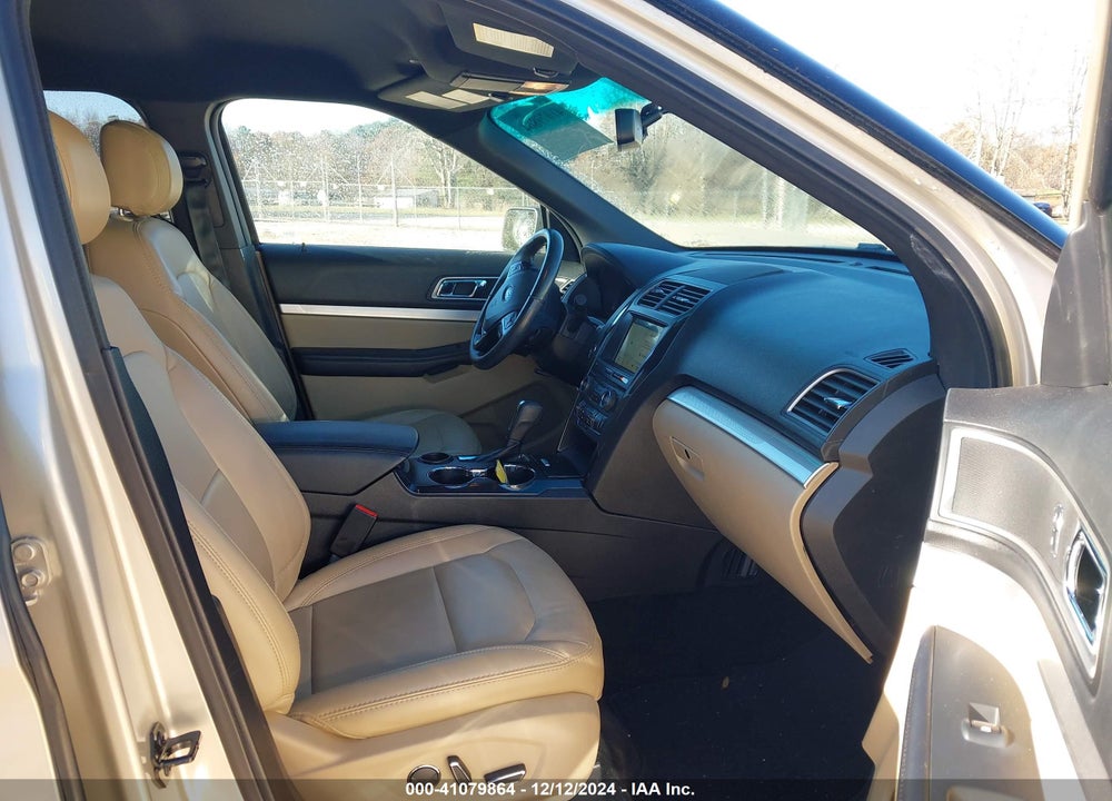 2017 FORD EXPLORER XLT VIN: 1FM5K7D87HGB27352