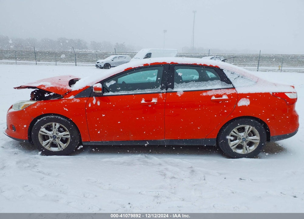 2014 FORD FOCUS SE VIN: 1FADP3F24EL120824