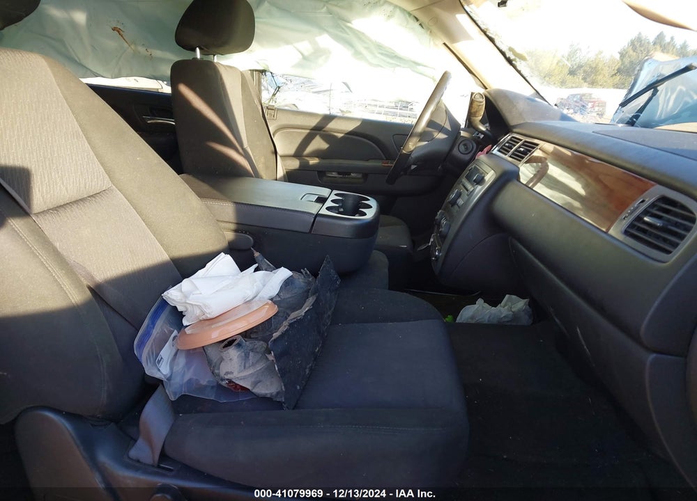2010 GMC YUKON XL 1500 SLE VIN: 1GKUKHE33AR199835