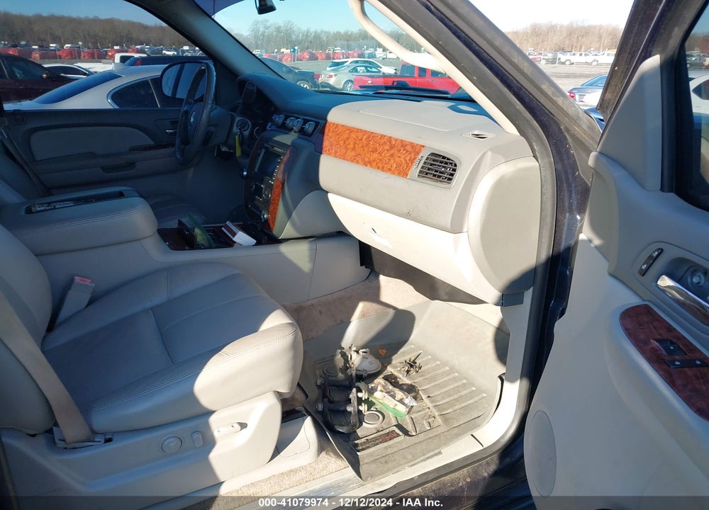 2008 CHEVROLET TAHOE VIN: 1GNFK13018J237874