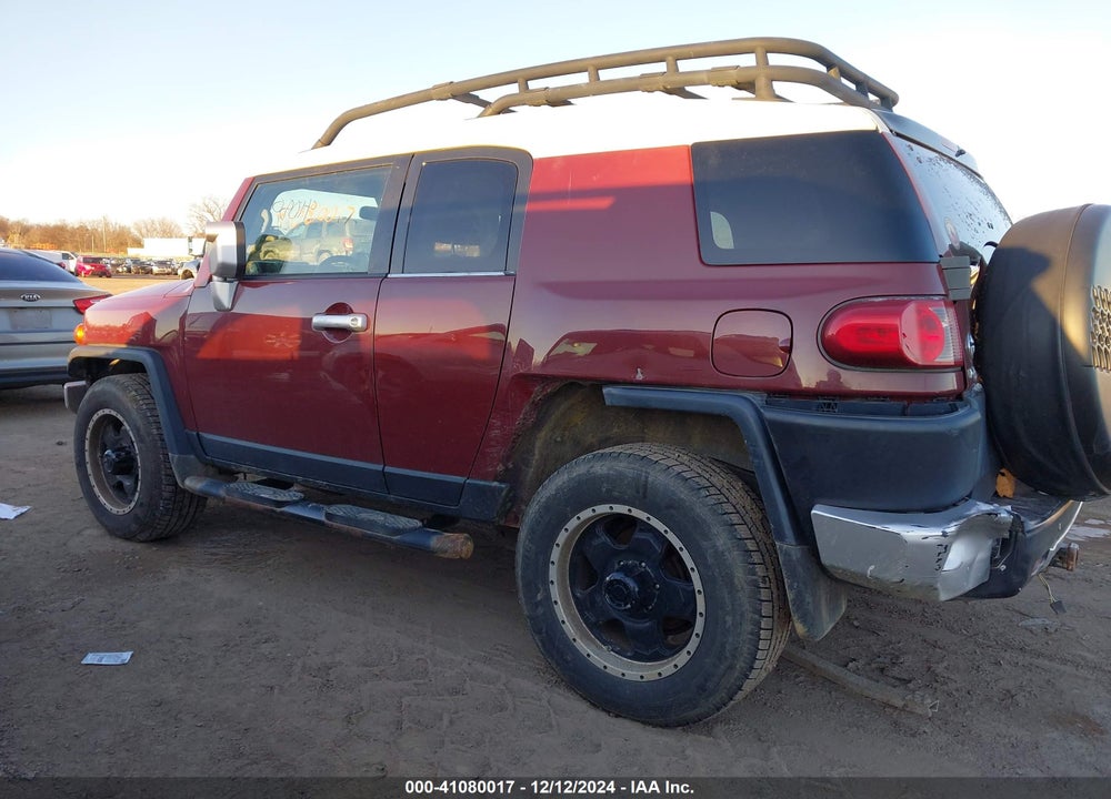 2008 TOYOTA FJ CRUISER VIN: JTEBU11F08K020167