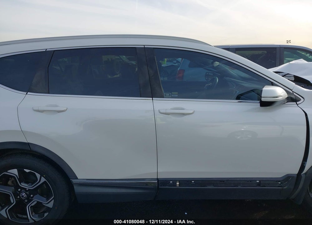 2017 HONDA CR-V TOURING VIN: 5J6RW1H97HL007188