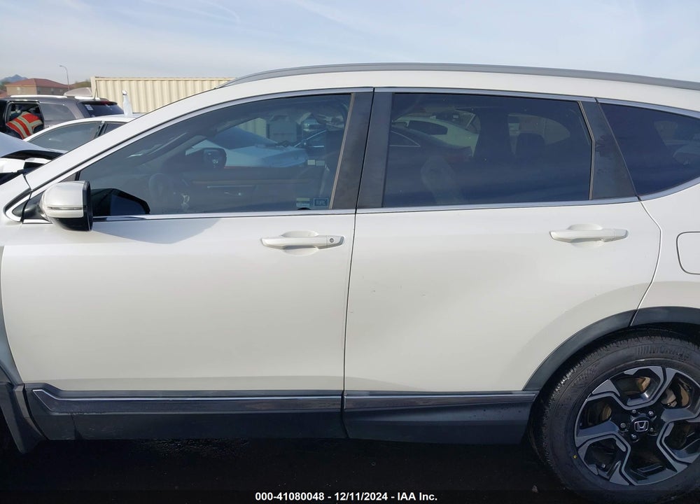 2017 HONDA CR-V TOURING VIN: 5J6RW1H97HL007188